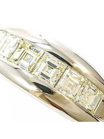 Unbranded PT900 Platinum Ring with 1 Diamond, Certificate of Authenticity, Total Weight 9.8g, Like New Condition (view 2)