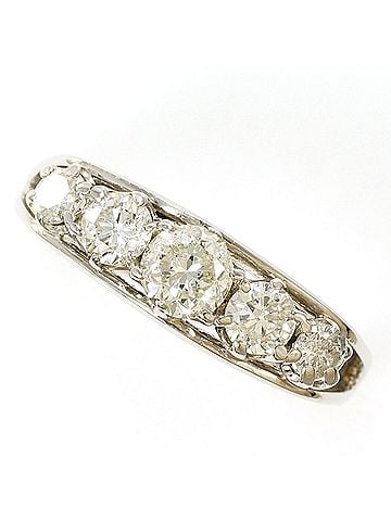 Unbranded PT900 Platinum Ring, 1 Diamond (1.03ct), with Appraisal Certificate, Total Weight 5.5g, Like New Condition. (view 1)