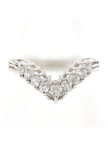 Unbranded PT900 Platinum Ring with 0.21ct Diamond, Total Weight 3.3g, Like New Condition. (view 1)