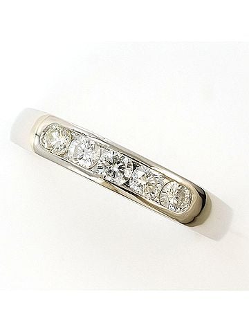 Unbranded PT900 Platinum Ring, 1 Diamond (0.32ct), Total Weight 3.9g, Like New Condition. (view 1)