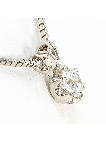 Unbranded PT900 Platinum Necklace with 0.107ct Diamond, Total Weight 2.6g, 39cm, Like New Condition. (view 2)
