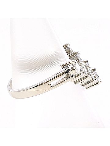Unbranded PT900 Platinum Ring with 0.67ct Diamond, Total Weight 3.2g, Like New Condition. (view 2)