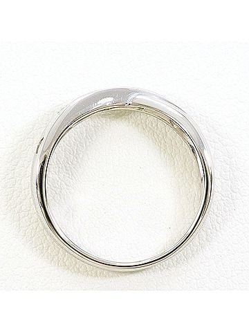 Unbranded PT900 Platinum Ring, 1 Diamond (0.18ct), Total Weight 5.3g, Like New Condition. (view 2)