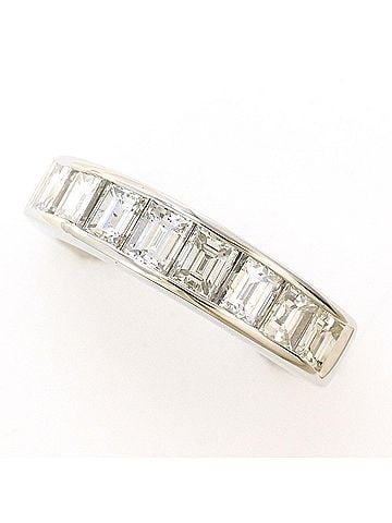 Unbranded PT900 Platinum Ring, 1 Diamond, 2.00ct, with Certificate of Authenticity, Total Weight 7.4g, Like New Condition. (view 1)