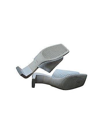 Vivaia Jade Pro Sandals (view 2)