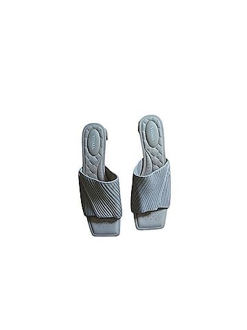 Vivaia Jade Pro Sandals (view 1)