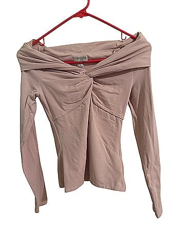 Aritzia Long Sleeve Top (view 1)
