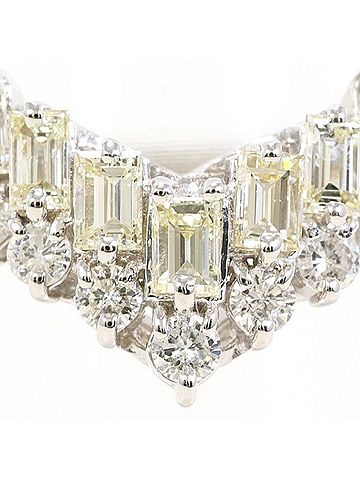 Unbranded PT900 Platinum Ring, 1 Yellow Diamond and 1.00 Carat Diamond, with Certificate of Authenticity, Total Weight Approx. 5.1g, Pre-owned/Like New Condition. (view 2)
