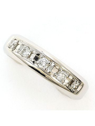 Unbranded PT900 Platinum Ring, 1 Diamond (0.261ct), with Certificate of Authenticity, Total Weight Approx. 8.4g, Pre-owned/Like New Condition. (view 1)