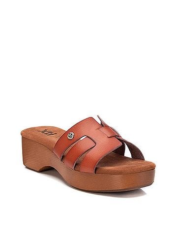 XTI Women's Slip On Platform Sandals (view 2)