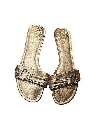 Lilly Pulitzer Sandals (view 1)