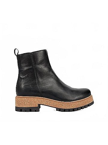 Taos Women's Downtown Boots (view 1)