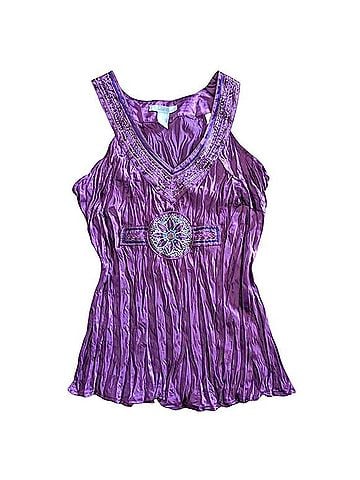 Charlotte Russe Sleeveless T-Shirt (view 1)