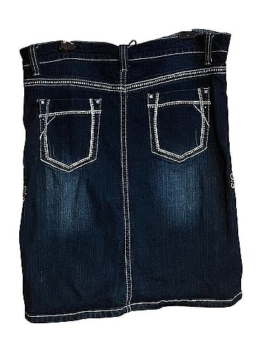 The Pyramid Collection Denim Skirt (view 2)