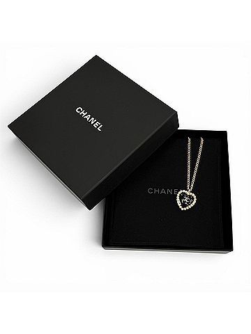 Chanel CHANEL B25 Coco Mark Pearl Heart Pendant Necklace, Black, White, Gold Hardware, Made in Italy, Women's, with Box and Dust Bag. (view 2)