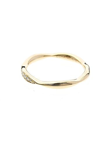 Chanel Chanel Camellia Ring With Diamonds Pink Gold (18K) Fashion Diamond Band Ring Pink Gold (view 2)