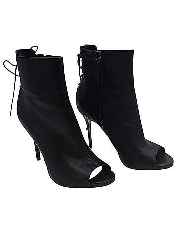 Pour La Victoire Vanya Ankle Boots (view 1)