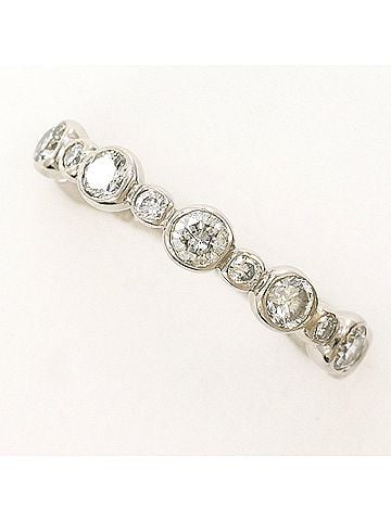 Unbranded PT900 Platinum Ring with Diamond (no carat marking), Total Weight 2.7g, Like New Condition. (view 1)
