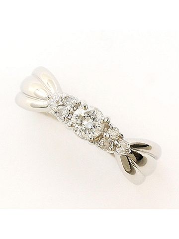 Unbranded PT900 Platinum Ring with 0.32ct Diamond, Total Weight 3.6g, Like New Condition. (view 1)