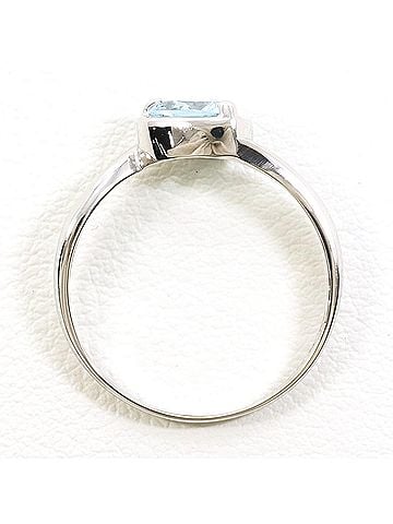 Unbranded PT900 Platinum Ring, 1 Aquamarine Stone, Total Weight 2.1g, Like New Condition. (view 2)