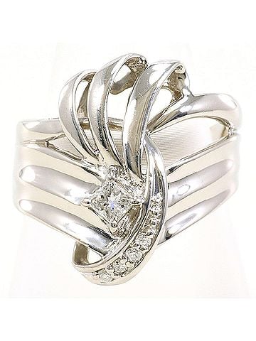Unbranded PT900 Platinum Ring, 1 Diamond (0.20ct), with Certificate of Authenticity, Total Weight 8.3g, Like New Condition. (view 1)