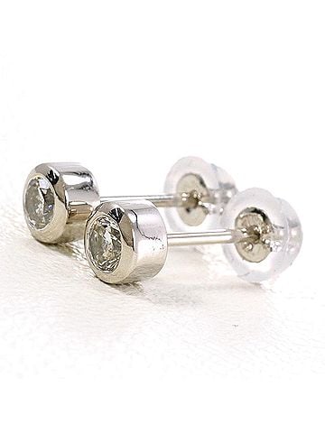 Unbranded Platinum (PT) earrings with diamonds (no carat markings), total weight 1.0g, like new. (view 1)