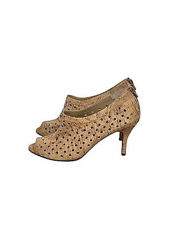 VANELi Heels (view 1)