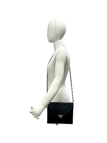 Yves Saint Laurent YVES SAINT LAURENT Vintage YSL Logo Hardware Leather Shoulder Bag Black 42102 (view 2)