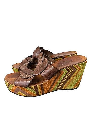 Robert Clergerie Wedges (view 1)