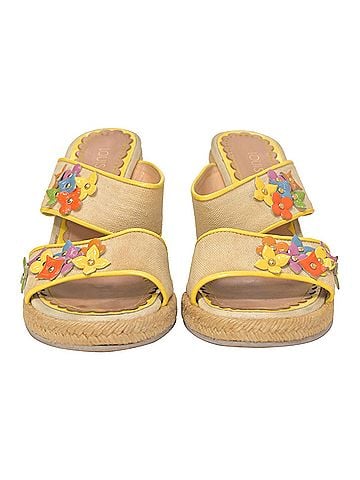 Louis Vuitton Louis Vuitton Wedge Espadrilles in Beige Canvas (view 2)