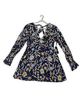 Lulus Casual Dress (view 1)