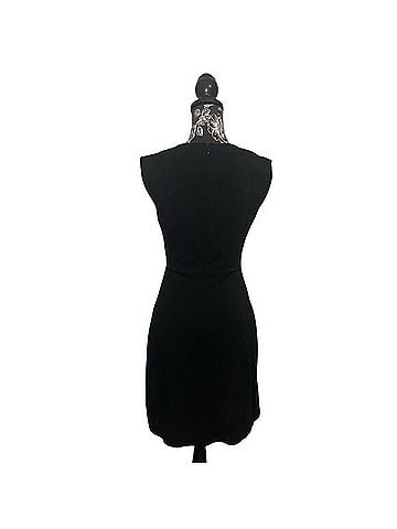 Everlane The Sleeveless V-Neck Flare Casual Dress (view 2)