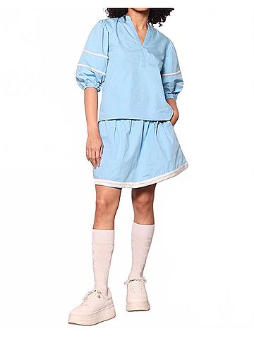 Maude Vivante Noah Top in Carolina Blue (view 2)