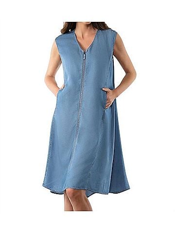 Stella Carakasi Free And Easy Dress in Medium Wash (view 2)