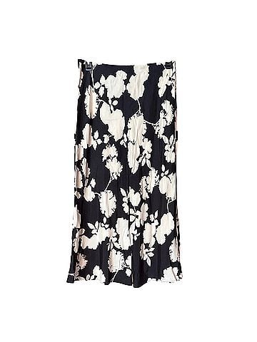 Amour Vert Casual Skirt (view 1)
