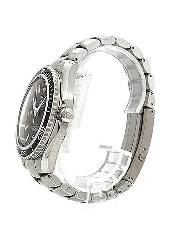 Omega Omega Seamaster Planet Ocean 2200.50 Black Dial Men's Watch (view 2)