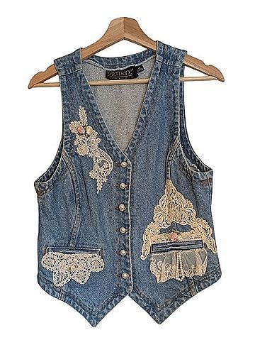Karen Kane Vest (view 1)