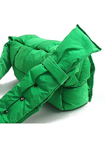 Bottega Veneta BOTTEGA VENETA Padded Tech Cassette Shoulder Bag Parakeet 628951 VB081 3724 Women's (view 2)