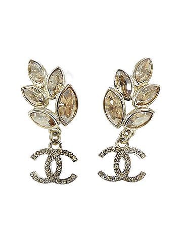 Chanel Chanel AB9606 Earrings (view 1)