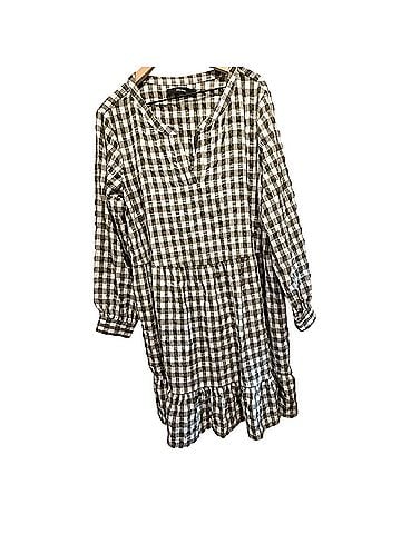 Vero Moda Casual Dress (view 2)