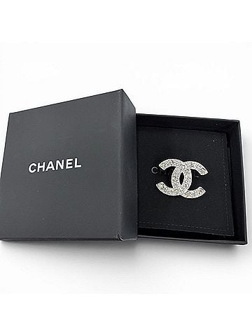 Chanel CHANEL B25P Coco Mark Star, Heart, Faux Pearl, Rhinestone Brooch, Silver, Made in Italy, Women's, with Box and Dust Bag. (view 2)