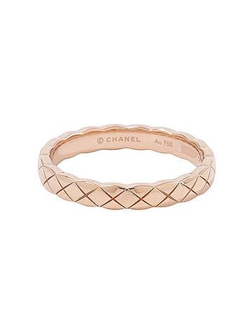 Chanel Chanel Coco Crush Collection Mini Ring, 18K Pink Gold, Ring, J11785. (Also available in beige gold.) (view 1)