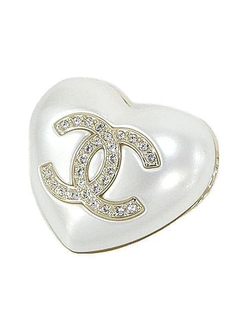 Chanel Chanel AB7006 Brooch (view 1)