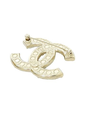 Chanel Chanel 64762 Brooch (view 2)