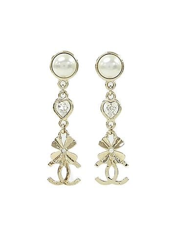 Chanel Chanel AB8208 Earrings (view 1)