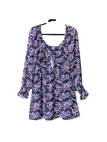 Mi ami Ditsy Floral Long Sleeve Casual Dress (view 1)