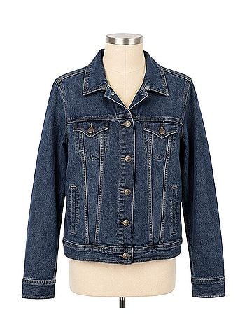 Old Navy stretch, classic, but in front, minimalist, fitted, Long sleeves, casual chic, everyday Denim Jacket (view 1)