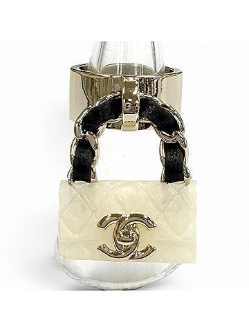 Chanel CHANEL B23C Matelassé Turnlock Bag Charm Ring, White, Black, Gold Hardware, Made in Italy, Women's (view 1)