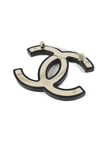 Chanel Chanel AB7275 Brooch (view 2)