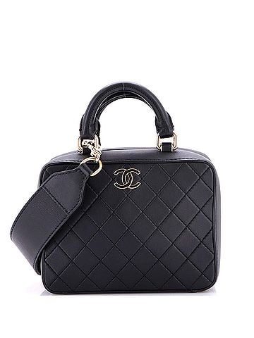 Chanel Travel Kit Vanity Case Quilted Calfskin Small (view 1)